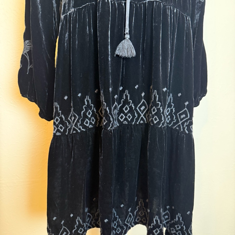Johnny Was Women’s Ivey Velvet Field Tiered Silk Blend Black Long Sleeve Dress - Picture 4 of 8
